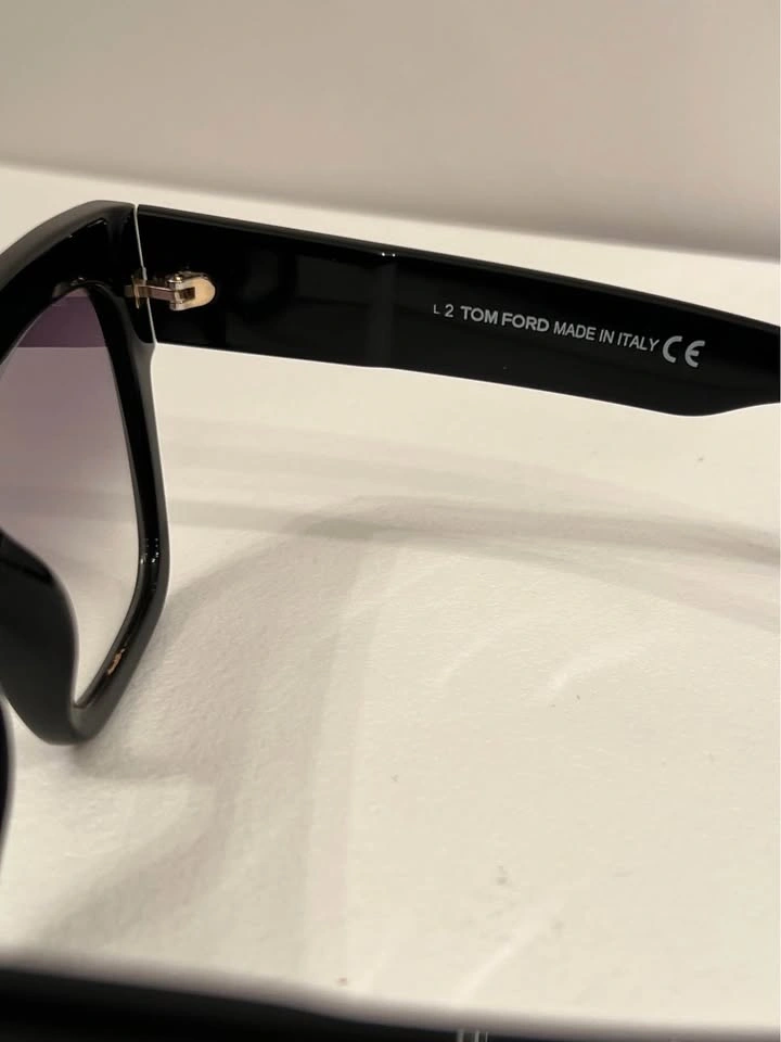 Tom Ford FT0711 Sunglasses (Worn Once) - photo 2