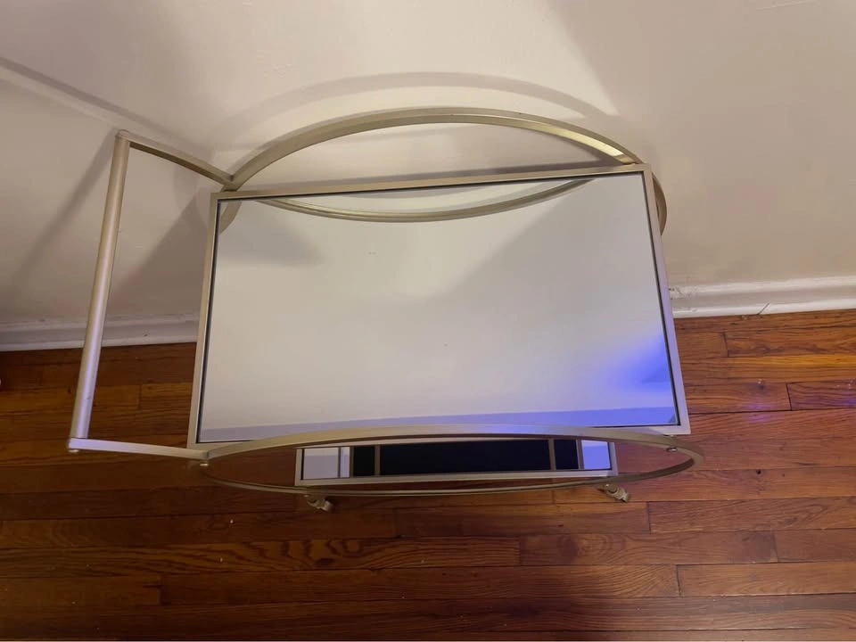 Gold Metal Rolling Mirrored Shelf Bar Cart with Top Handle $100 - photo 5
