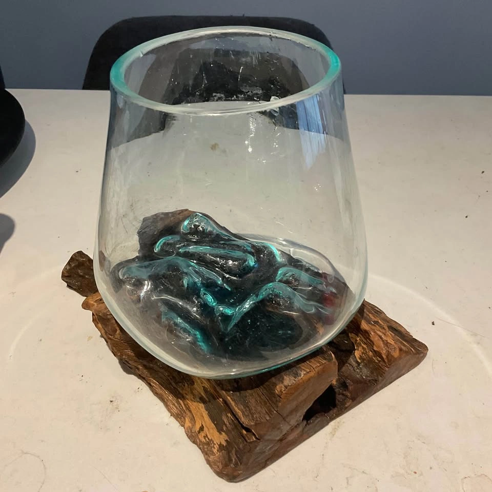 Molten Glass on Driftwood - photo 2
