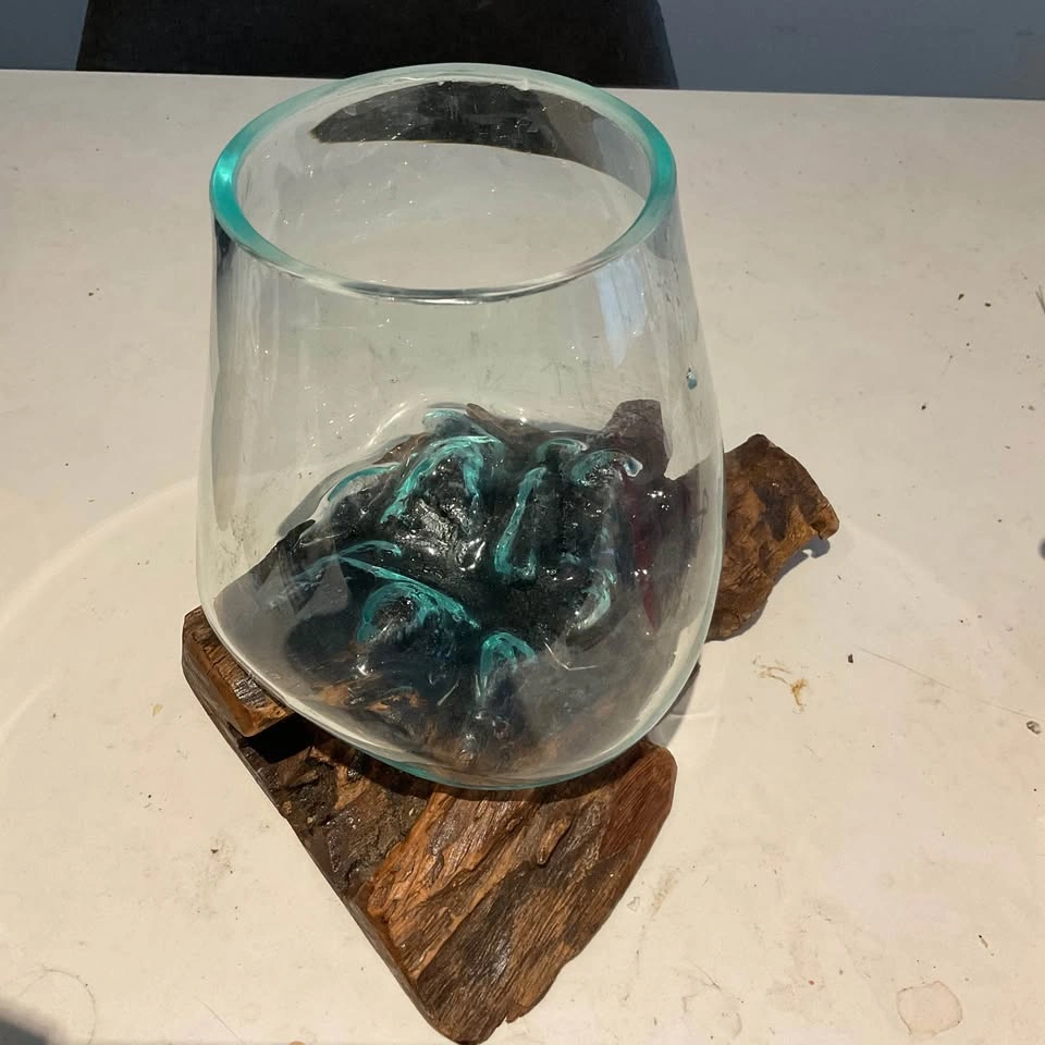Molten Glass on Driftwood - photo 3