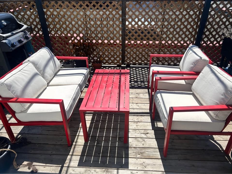 Patio set - love seat 2x club chairs and coffee table - photo 2