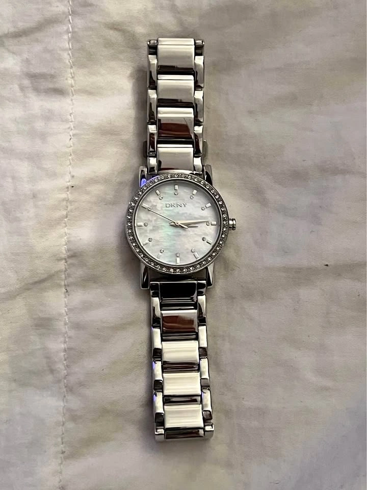 DKNY Mother of Pearl Dial Stainless Steel Crystal Accent NY-4791