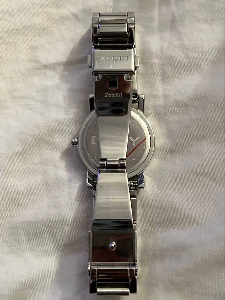 DKNY Mother of Pearl Dial Stainless Steel Crystal Accent NY-4791 - photo 3