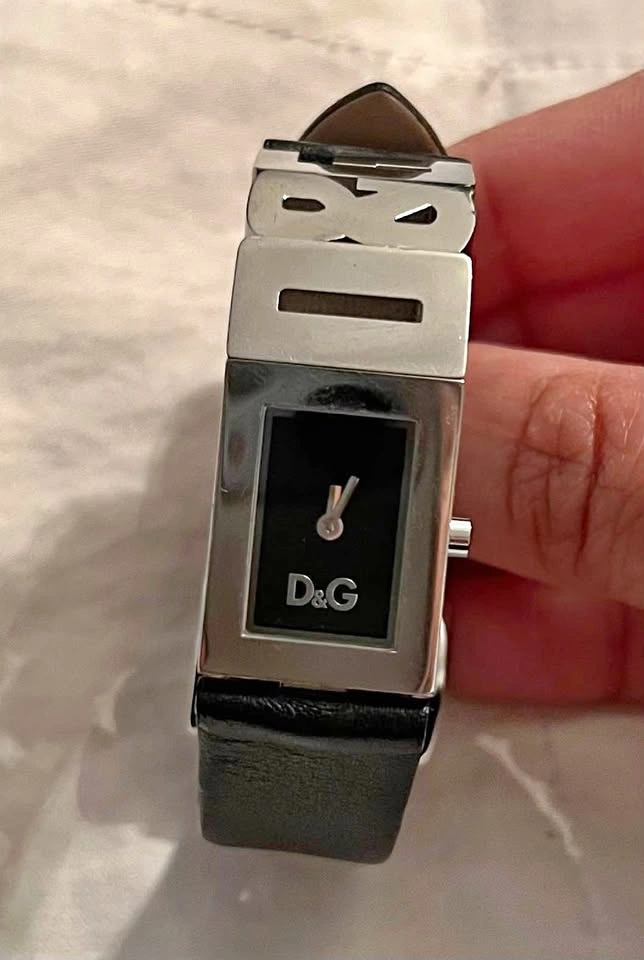 D&G Swiss Quartz Watch DW0507 Women Silver Steel Rectangle Leath