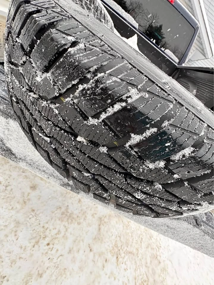 Winter Tires on Rims - 215/70 R16