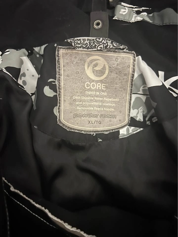 Woman's XL Winter Jacket - photo 2