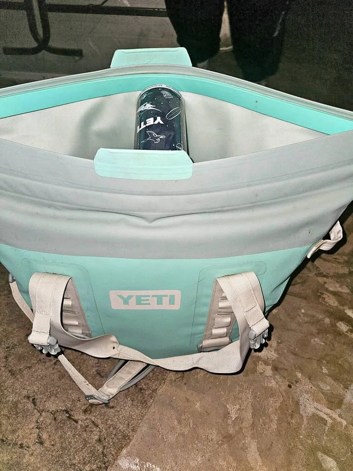 Yeti M30 Cooler Bag