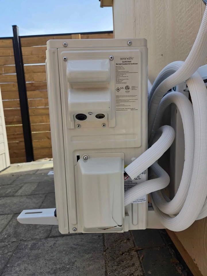 Serene split ac unit 9000 BTU **refegerant recharge needed - photo 4