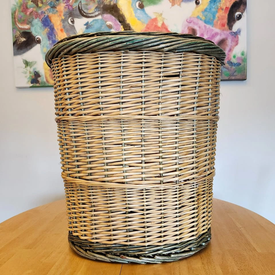 🌱 Large Wicker Basket, Hamper, Storage Container