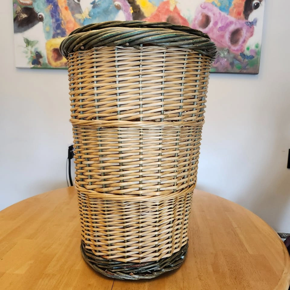 🌱 Large Wicker Basket, Hamper, Storage Container - photo 4