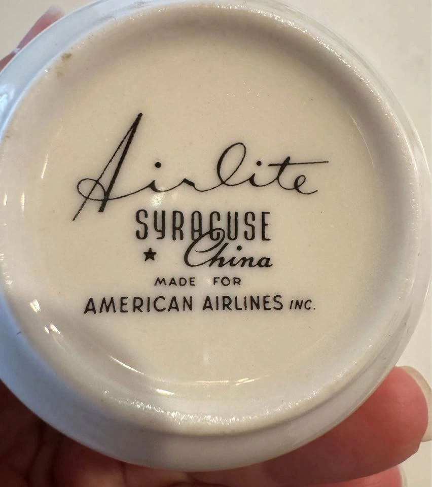 American Airlines cup - photo 3