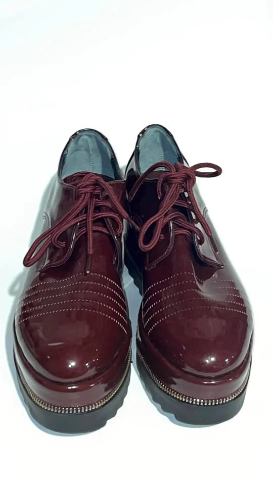 Red Lips Burgundy Patent Leather Platform Oxfords - Size 38