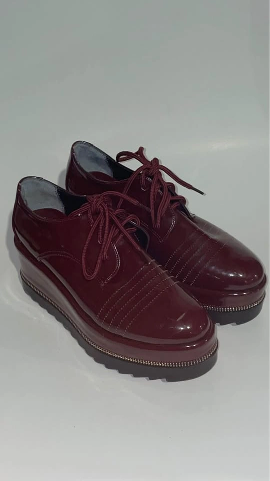 Red Lips Burgundy Patent Leather Platform Oxfords - Size 38 - photo 3