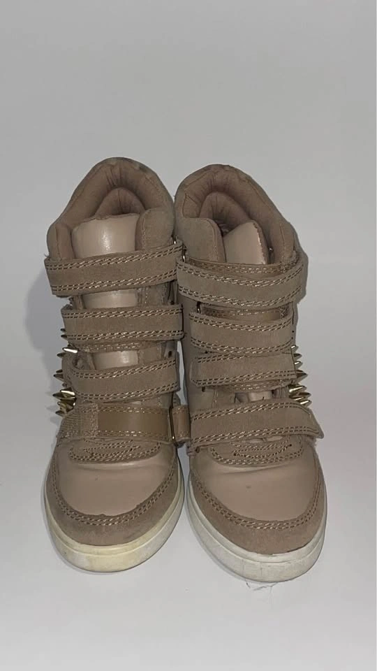 Aldo Beige Pointed-Toe D'Orsay Ankle Boots - Size 7 - photo 5