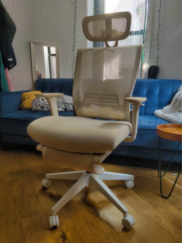 Foldable Ergonomic Cream Office Chair