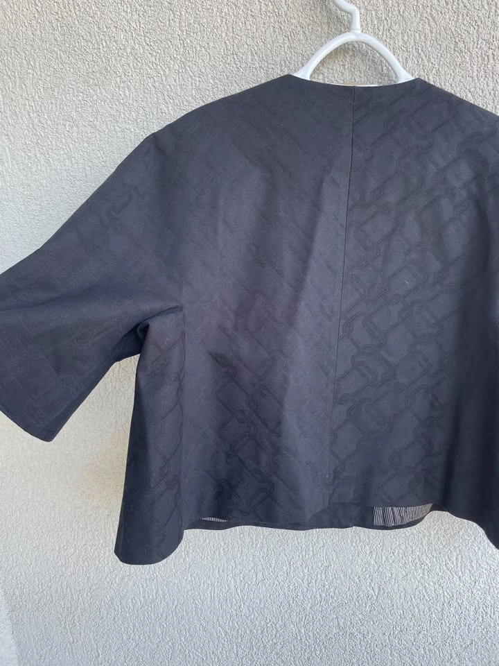Atelier Cropped Jacket, Size 12 | Textured Button Blazer - photo 3