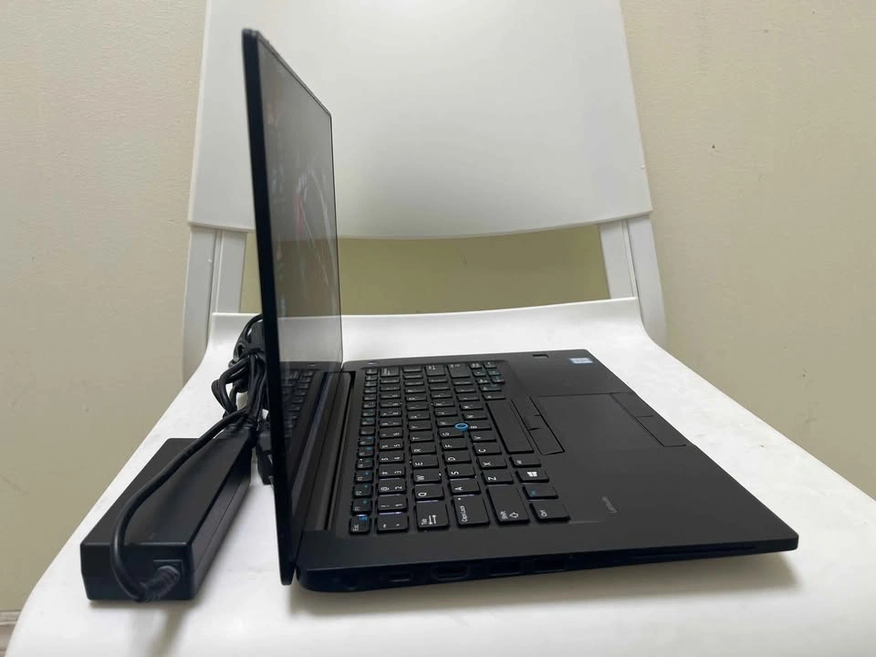 Dell Latitude 14" i5 16GB RAM 512GB SSD Touchscreen - photo 5