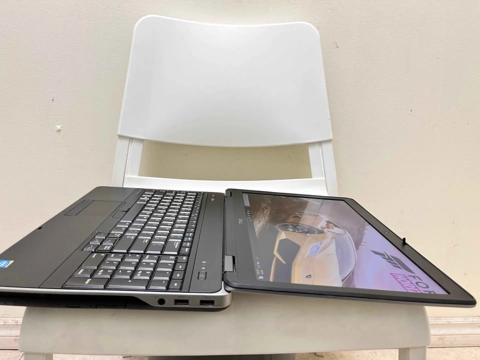 Gaming Dell 15.6" Laptop - Core i5, 8GB RAM, 500GB SSHD - photo 2