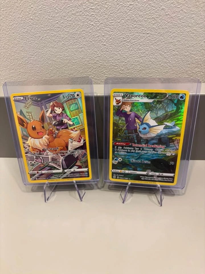 Eevee & Vaporeon Brilliant Stars Trainer Gallery - photo 5