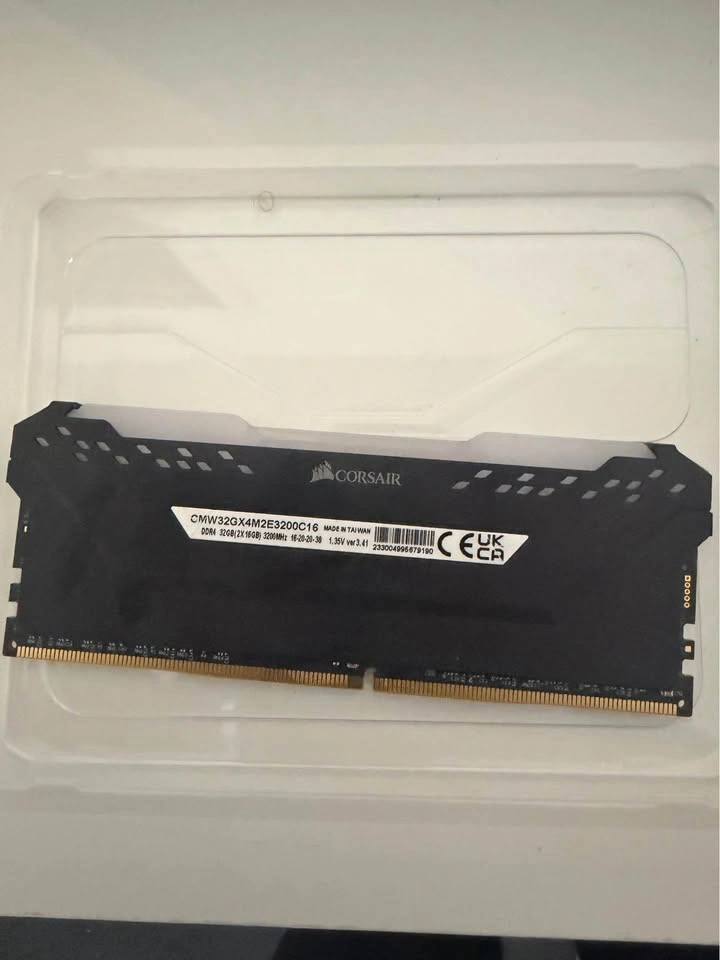 Corsair Vengeance 32GB DDR4 RAM - photo 2