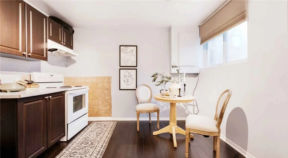 1 Bed 1 Bath Apartment for Rent near Humber College - photo 2