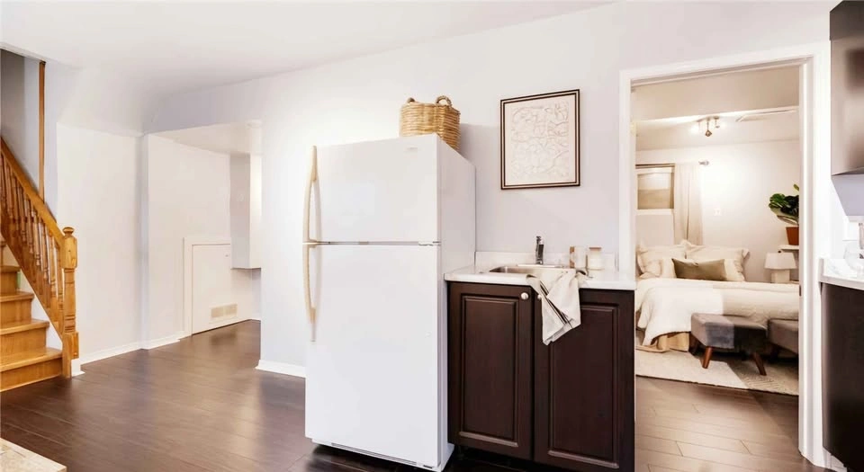 1 Bed 1 Bath Apartment for Rent near Humber College - photo 3