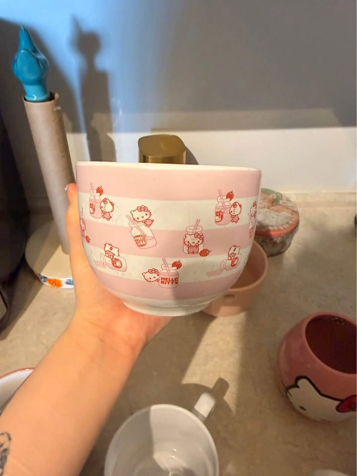 HELLO KITTY DISHES - photo 3