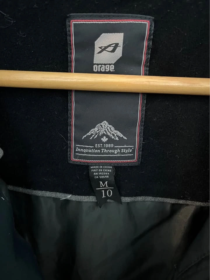 Kids winter jacket - Size medium (10) - photo 2