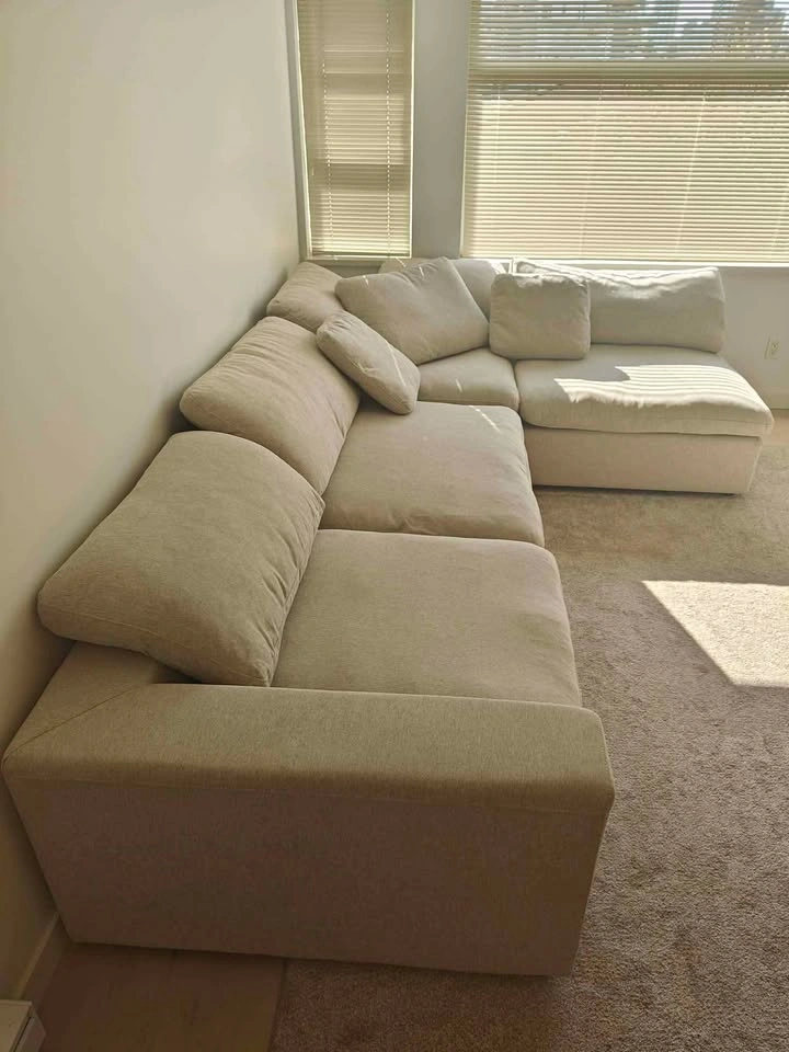 Structube Modular Couch - photo 3