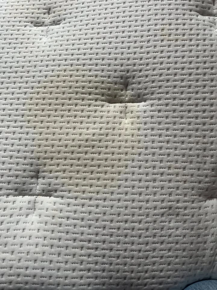 Queen Size Mattress – Novilla 12" - photo 5