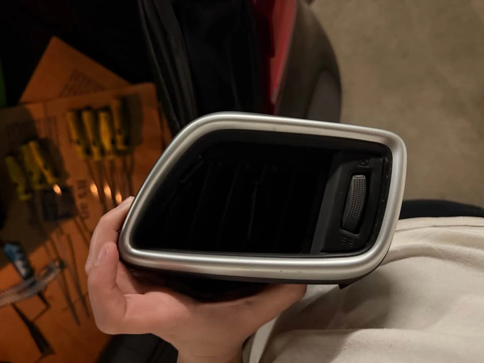 2017 Nissan Maxima Driver Air Vent - photo 5