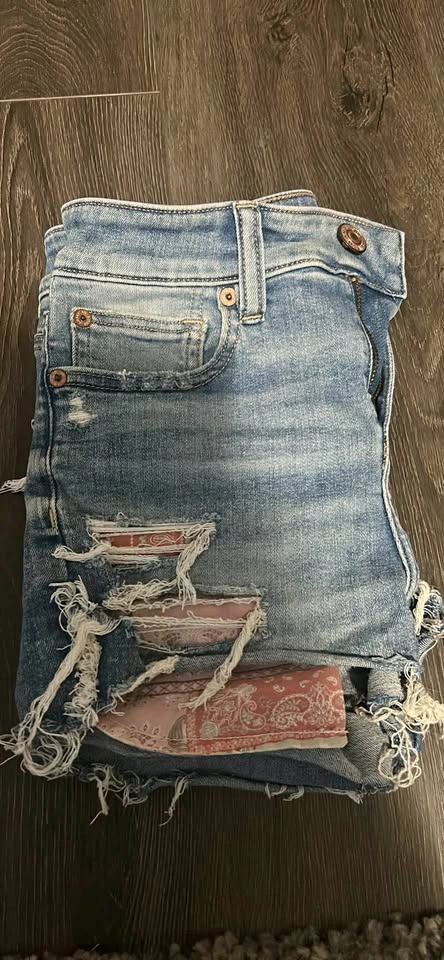 AE Shorts