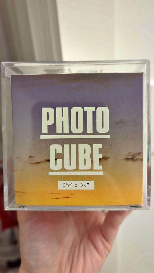 Photo cube