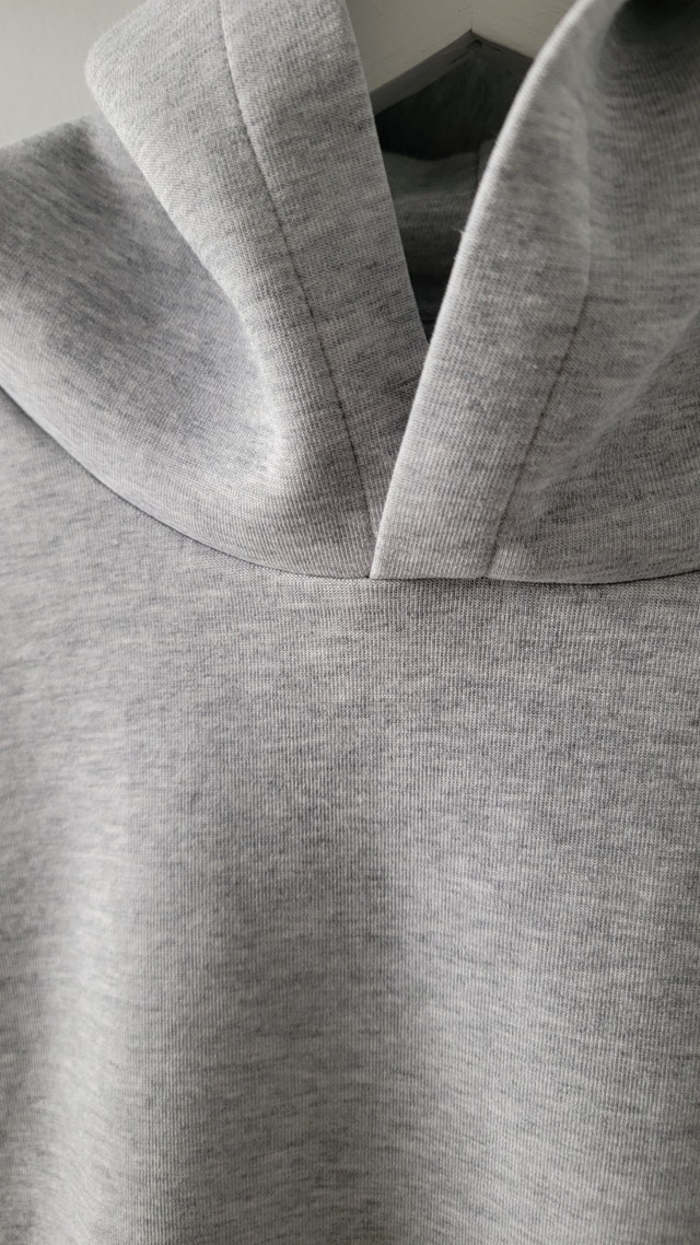 Brand new Uniqlo hoodie size M unisex - photo 2