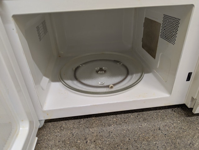 Kenmore Microwave - photo 3