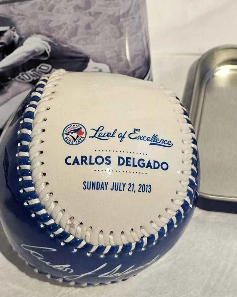 Carlos Delgado "Level of Excellence" Blue Jays Baseball & Tin (2 - photo 4