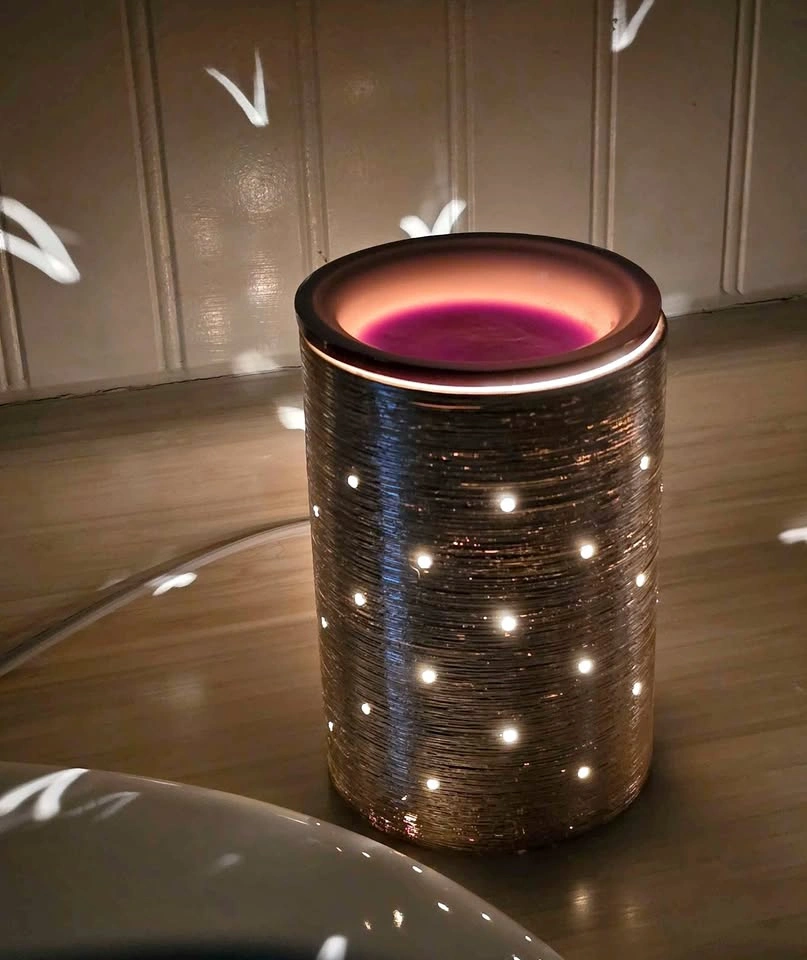 Scentsy lamp