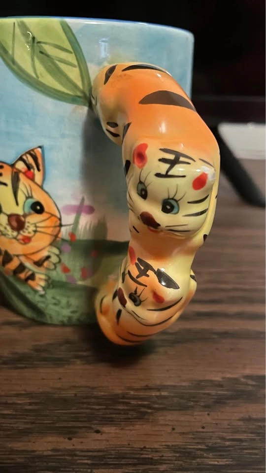 Cute Hand-Painted Tiger Mug with 3D Tiger Handle - photo 2