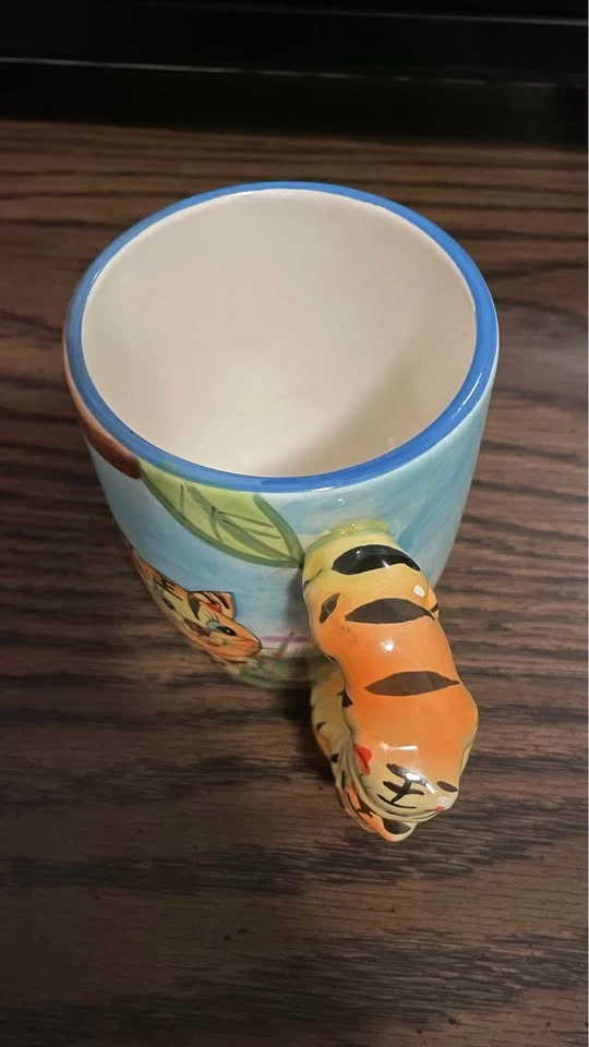 Cute Hand-Painted Tiger Mug with 3D Tiger Handle - photo 4