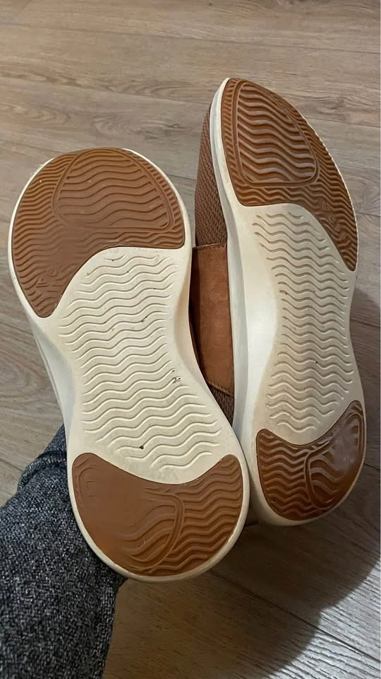 Vessi Sneakers - Waterproof - 9 U.S. MEN SIZE. - photo 4