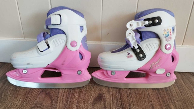 Disney Princess Adjustable Skates J13-2.5