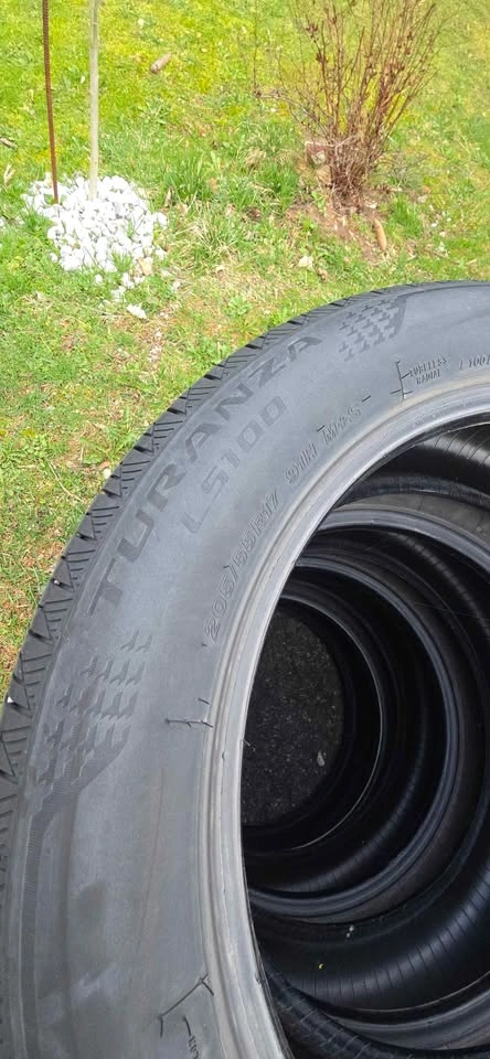 205/55r17 Bridgestone Tires - photo 2