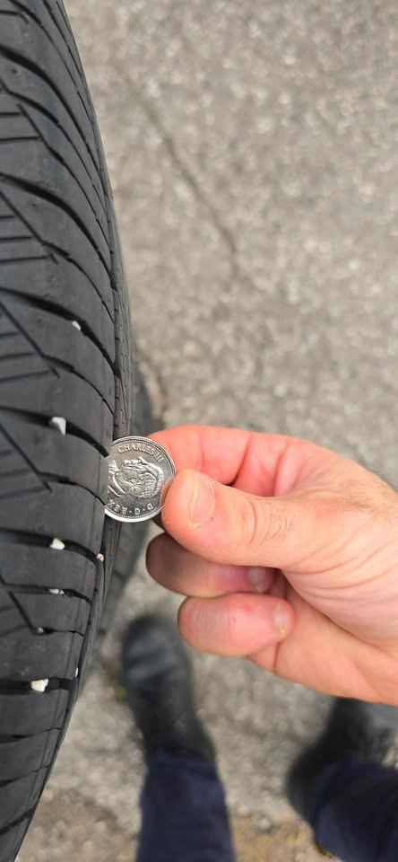 205/55r17 Bridgestone Tires - photo 4