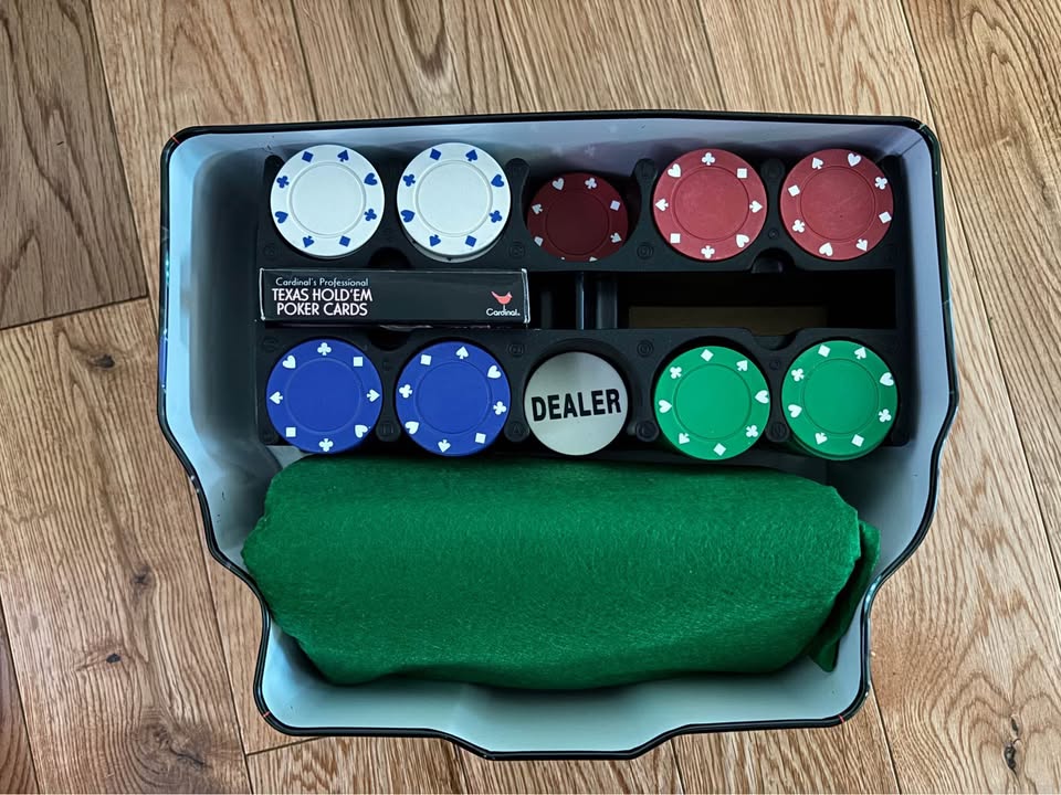 Cardinal’s Professional Texas Hold’em Poker Set-Brand New - photo 3