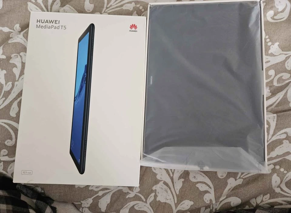 Brand new 32g Huawei T5 tablet - photo 2