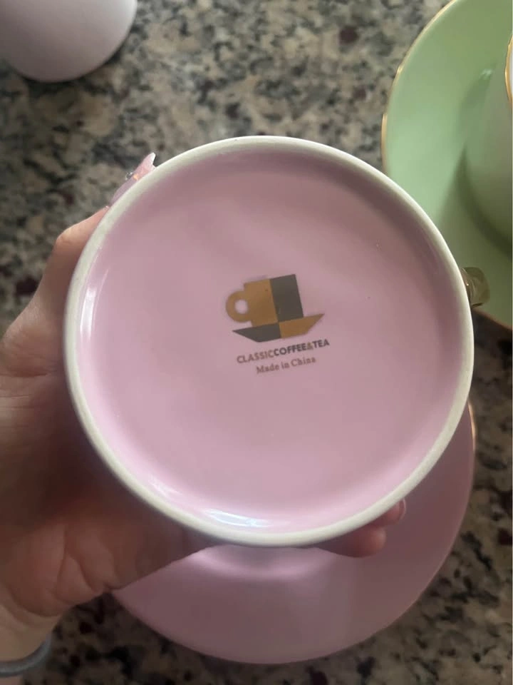 CLASSICCOFFEEANDTEA Pastel Pink and Green Cup and Saucer - photo 2