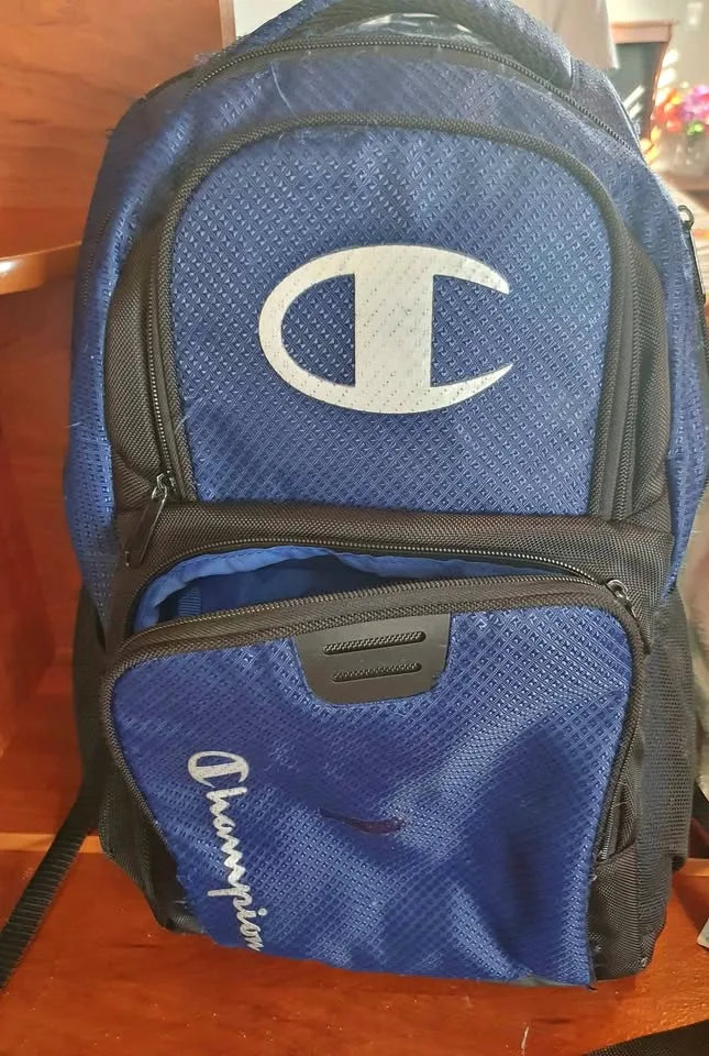 Champion bag thumbnail