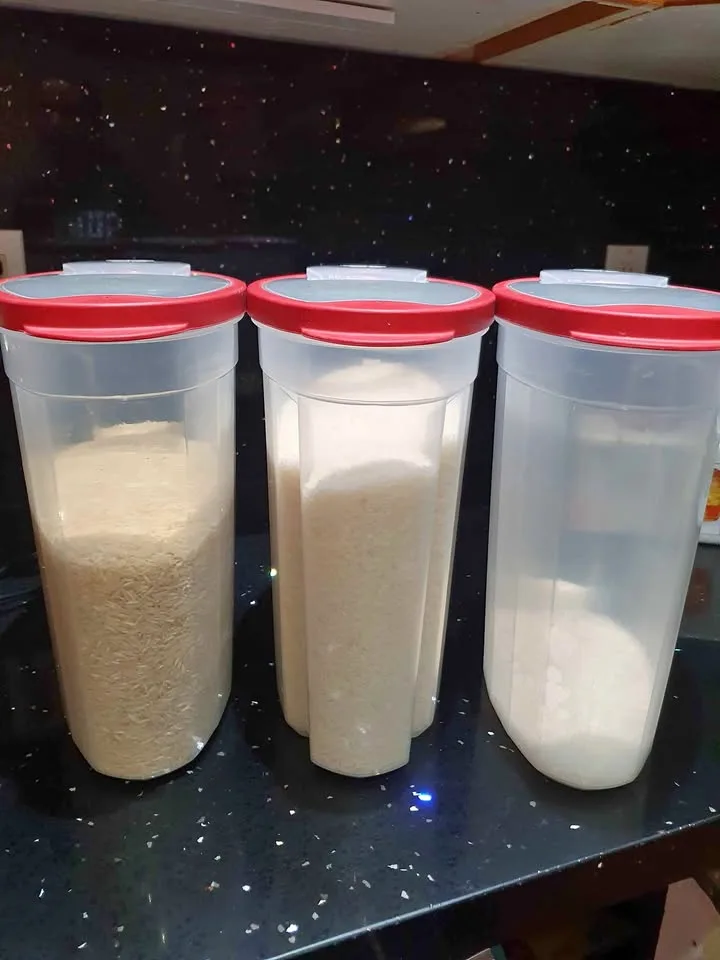 Rubbermaid food storage containers thumbnail