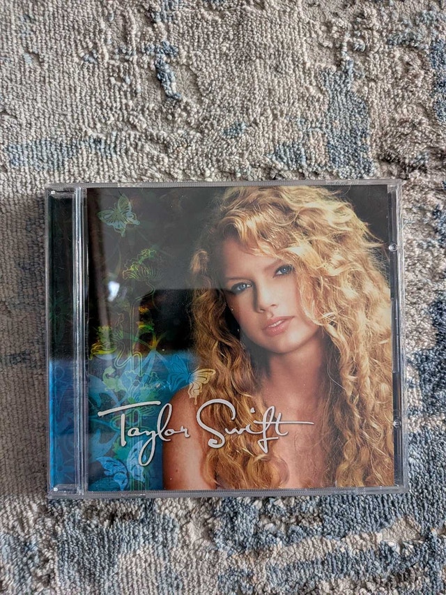 Taylor Swift CD 2006 1st Album