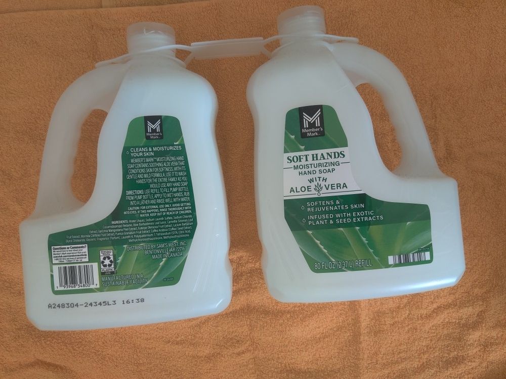Member's Mark Soft Hands Moisturizing Hand Soap with Aloe Vera - photo 2